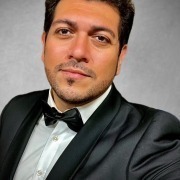 Portrait von Gabriel Arce, Tenor, 2027 als Rodolfo in La Bohème