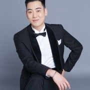 Portrait von Jihun Kim, Bariton, 2026 als Der Kaiserliche Kommissär in Madama Butterfly