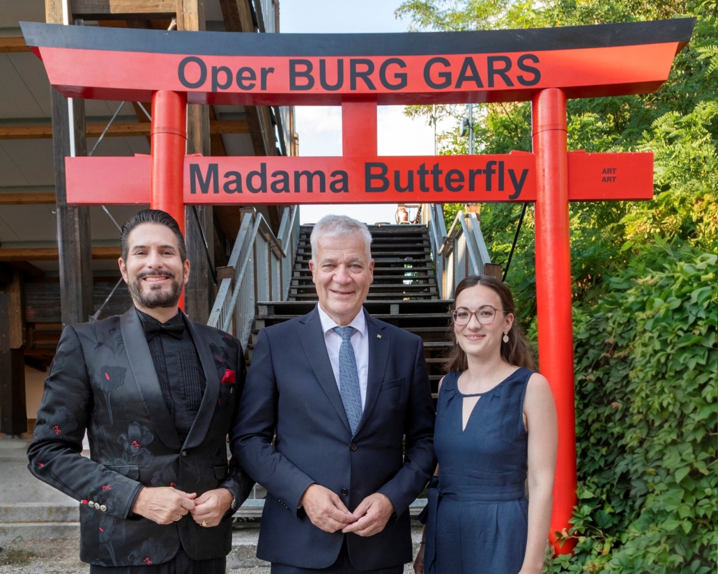 Clemens Unterreiner, Finanzlandesrat Anton Kasser, Bianca Erlinger Clemens Unterreiner, Finanzlandesrat Anton Kasser, Bianca Erlinger